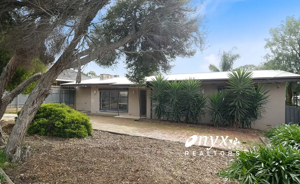 Spacious 3-Bedroom Home in Valley View