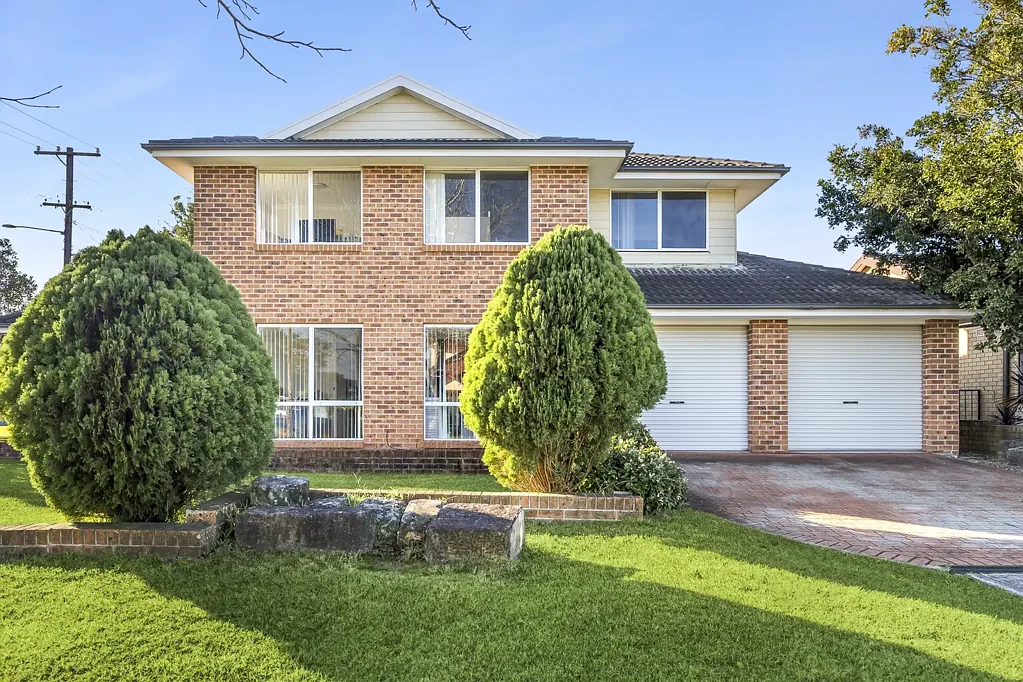 Forestville 4chambre SPACIOUS TWO STOREY HOUSE IN BLUE CHIP SETTING