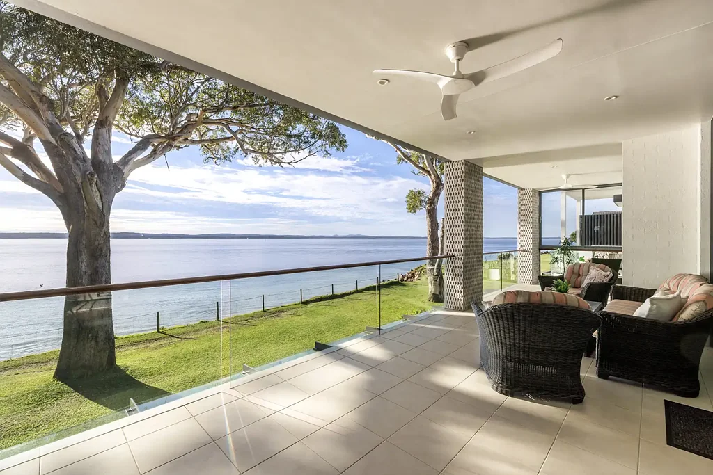 Corlette 6 Slaapkamer Unparalleled Waterfront Luxury in Paradise