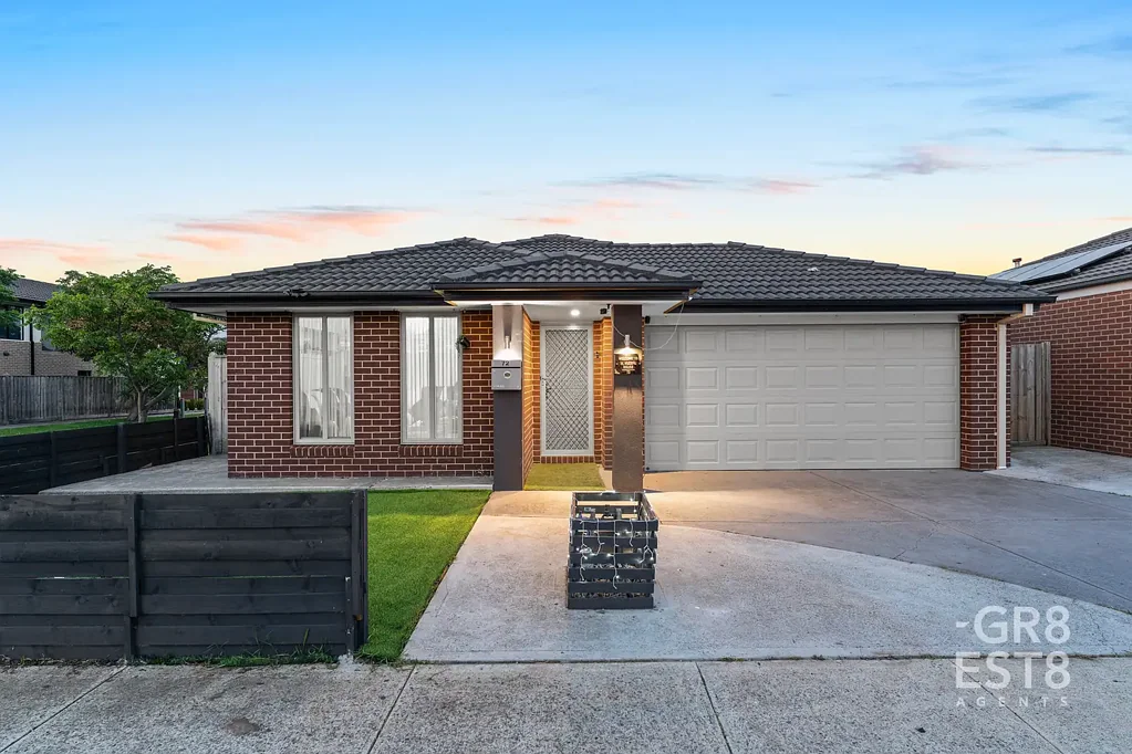 Cranbourne West 4 Slaapkamer Your Perfect Family Home with 2 Living Areas & Side Access