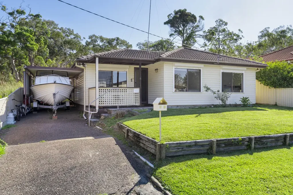 73 Yeramba Road, Summerland Point, NSW 2259