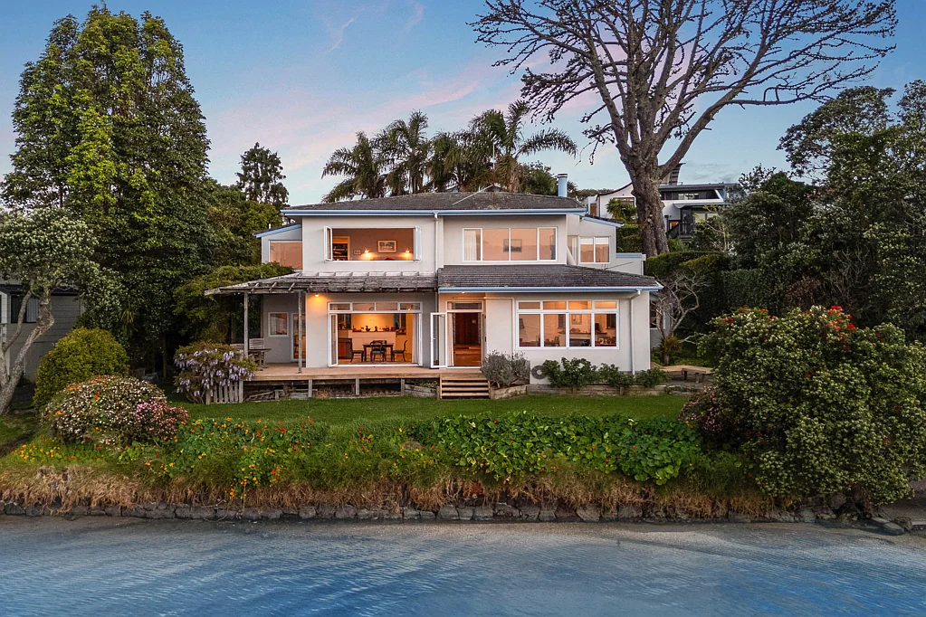 2/67 Beresford Street, Bayswater, North Shore City, Auckland