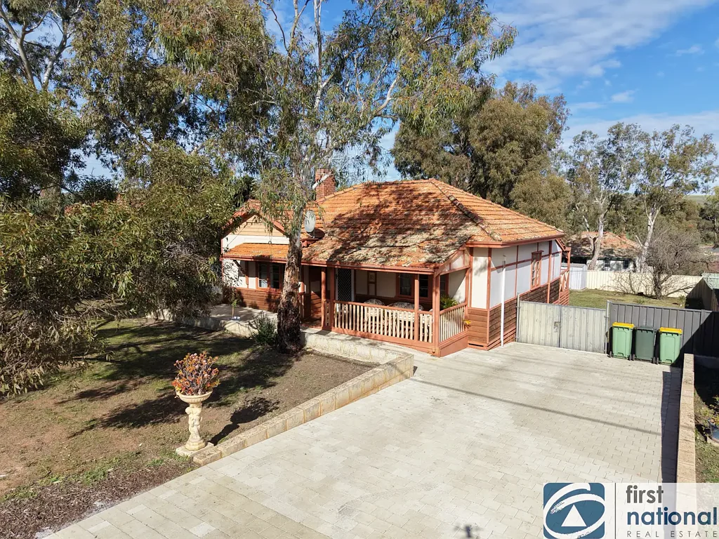 Northam 3 Bedroom Character & A Country Outlook