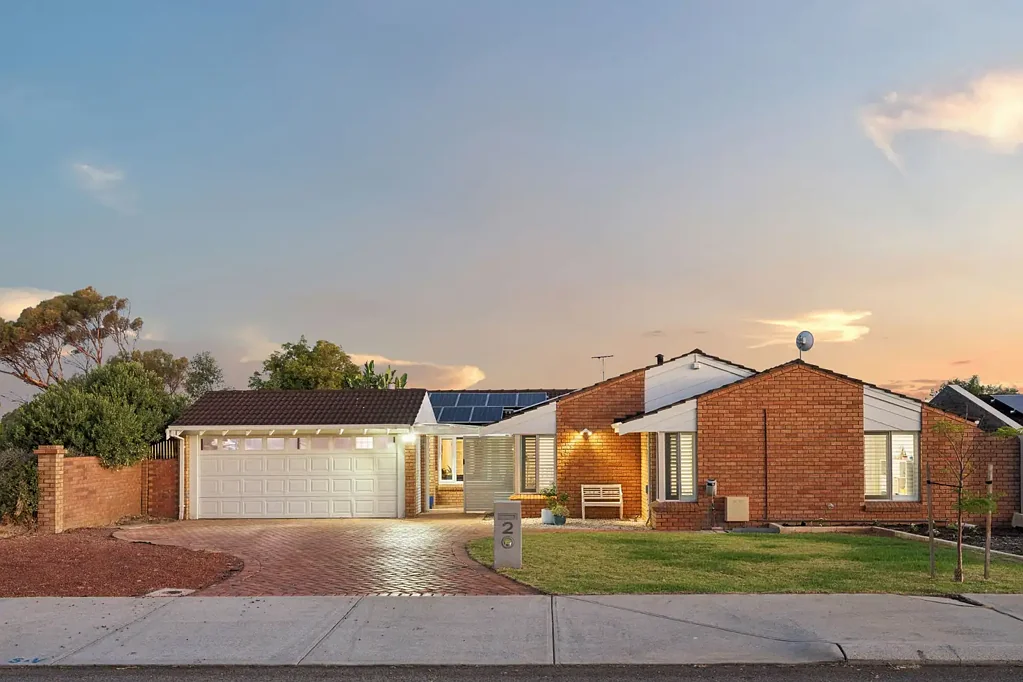 2 Whittington Avenue, Carine, WA 6020