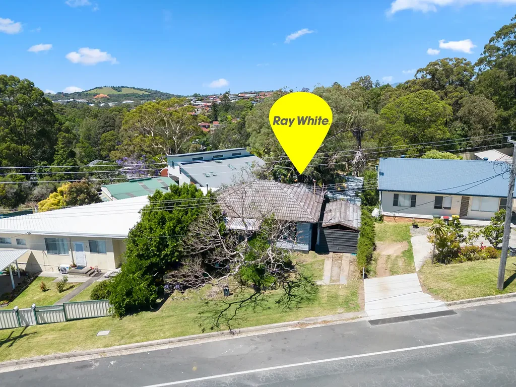 17 Staff Road, Unanderra, NSW 2526