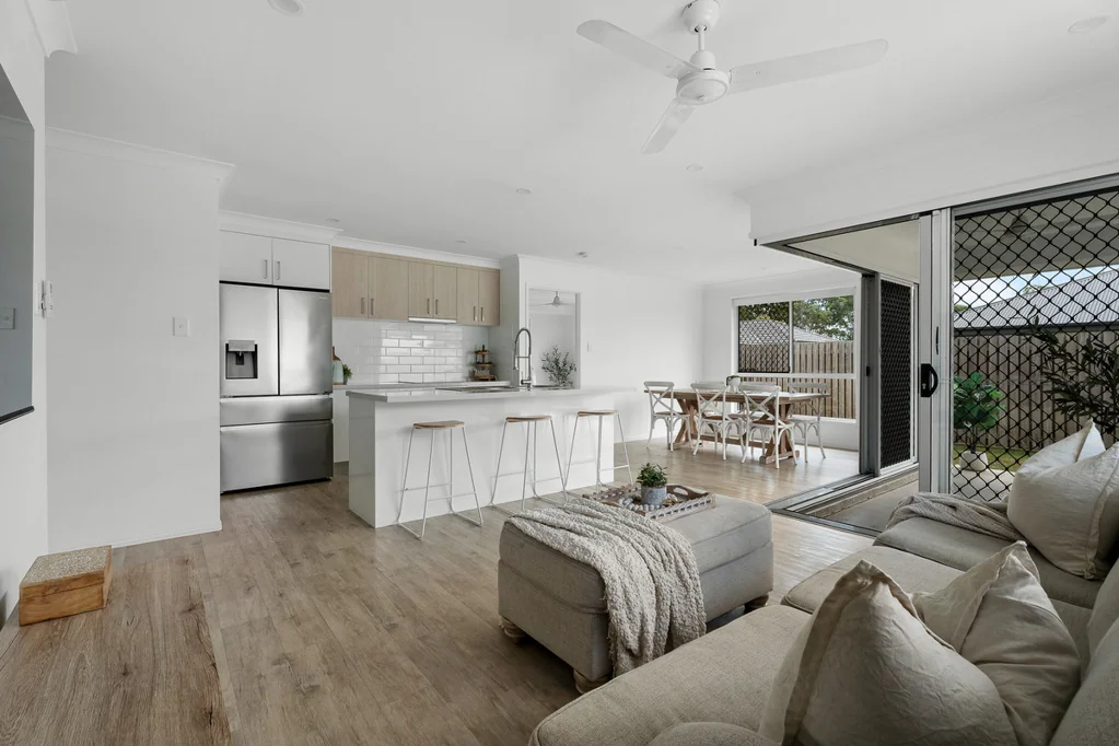 34 Sailaway Circuit, Eli Waters, QLD 4655