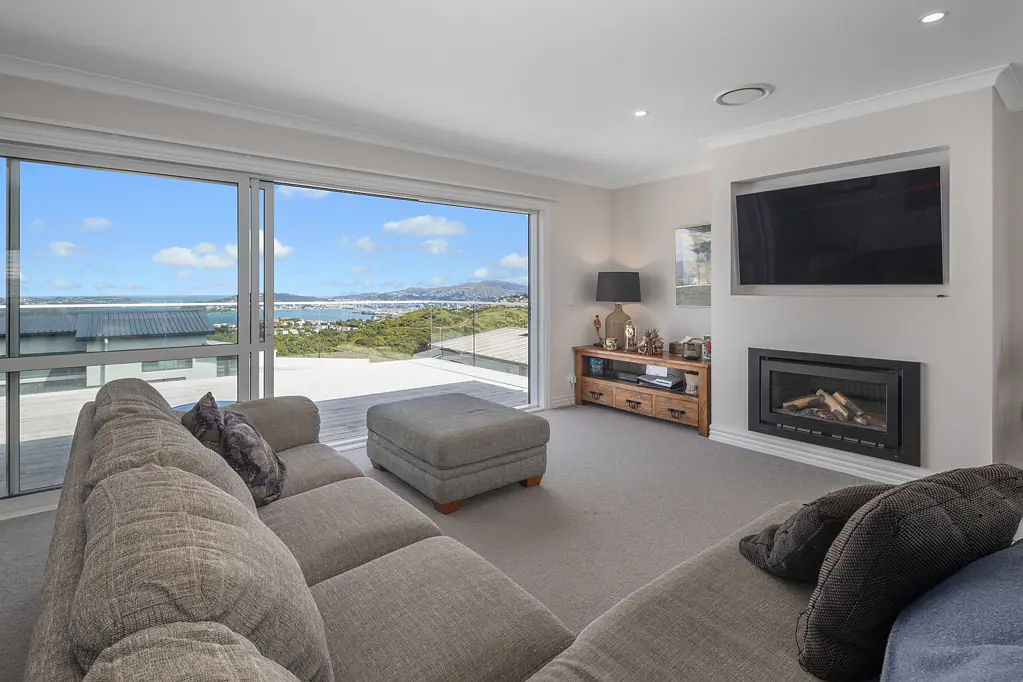 83 Spenmoor Street, Newlands, Wellington