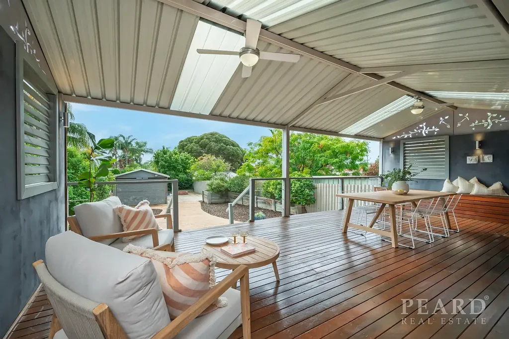Greenwood 2 Bedroom U/Offer Already!