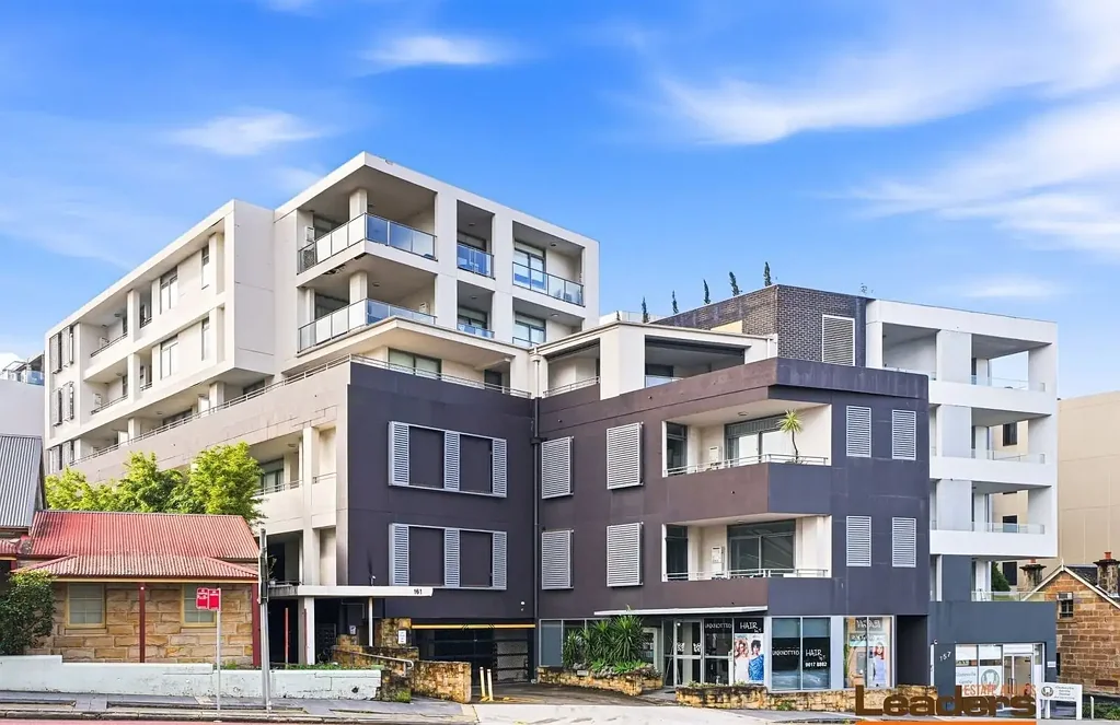 Gladesville 2Moenga Spacious 2 Bedroom + Study Apartment in the Heart of Gladesville