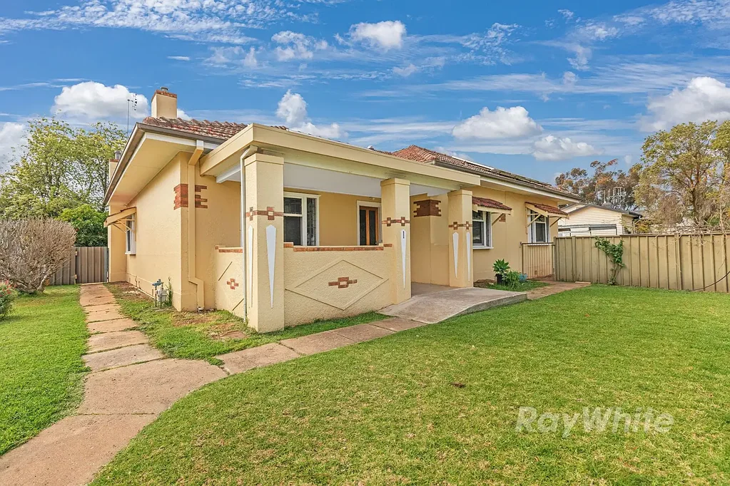 1 Morton Street, Rochester, VIC 3561