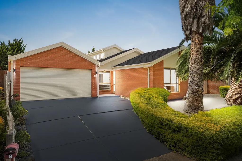 8 Lady Rose Crescent, Sydenham, VIC 3037