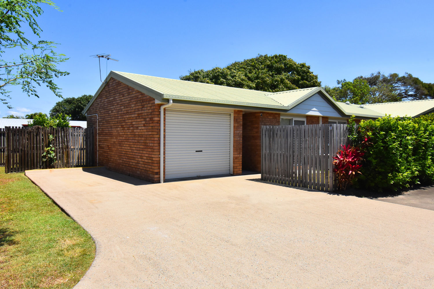 UNIT 3 16 SYMONS ST, SOUTH MACKAY QLD 4740, 0部屋, 0バスルーム, Unit