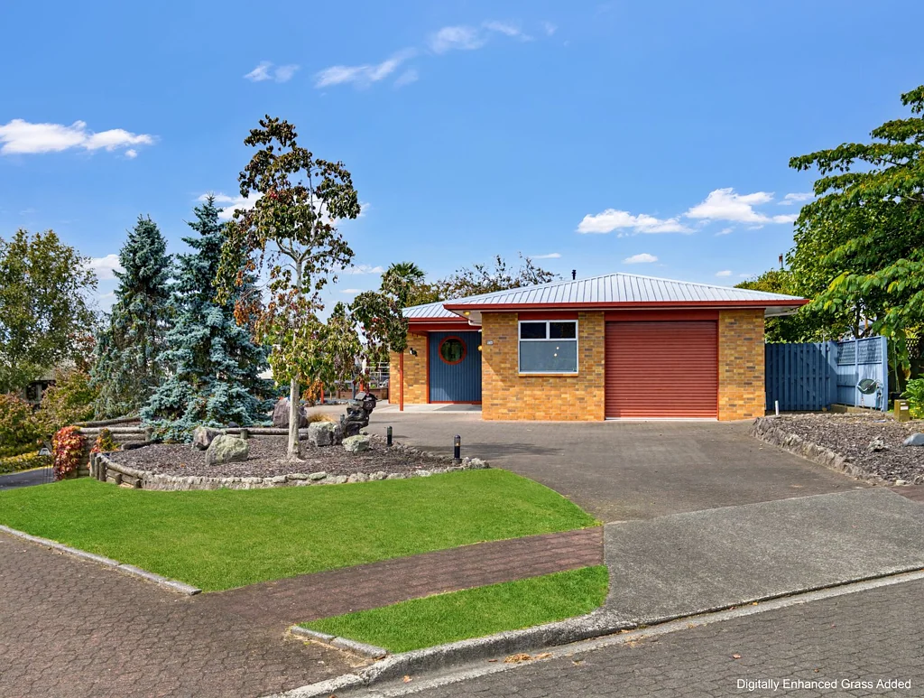 Pukehangi 4房  Exceptionally Spacious Home, Plus 90m2 Garage!