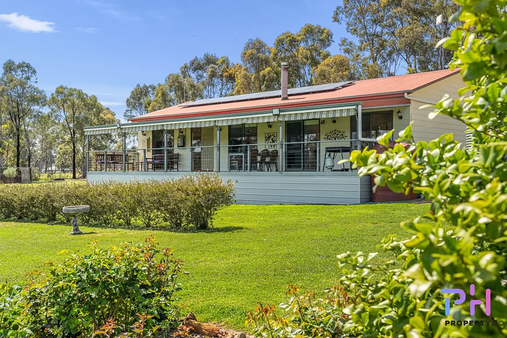 Axe Creek 3ਬੈੱਡਰੂਮ Immaculate Living on Picturesque 5-Acres