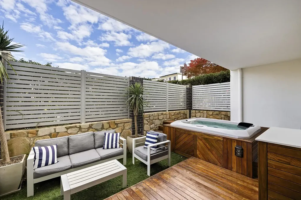 Lawson 2ਬੈੱਡਰੂਮ Ground-Floor Comfort with a Private Spa Retreat