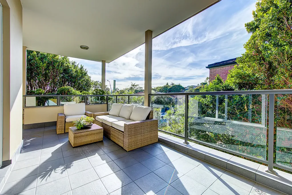 Mosman 2 Bedroom Stunning North Facing Apartment, Excellent Building