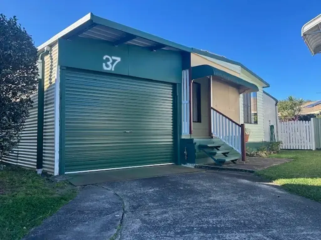 West Ballina 3chambre Spacious & Functional 3-Bedroom Manufactured Home with Bonus Shed & Entertaining Area