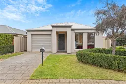 21 School Oval Drive, Christie Downs