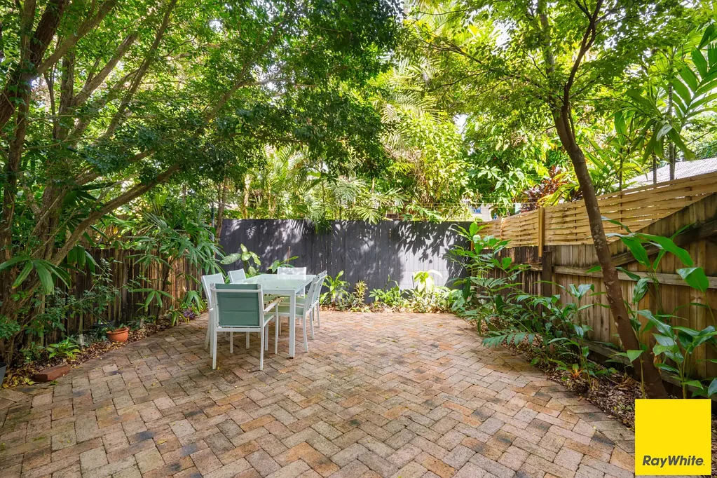 5/199 Mcleod Street, Cairns North, QLD 4870