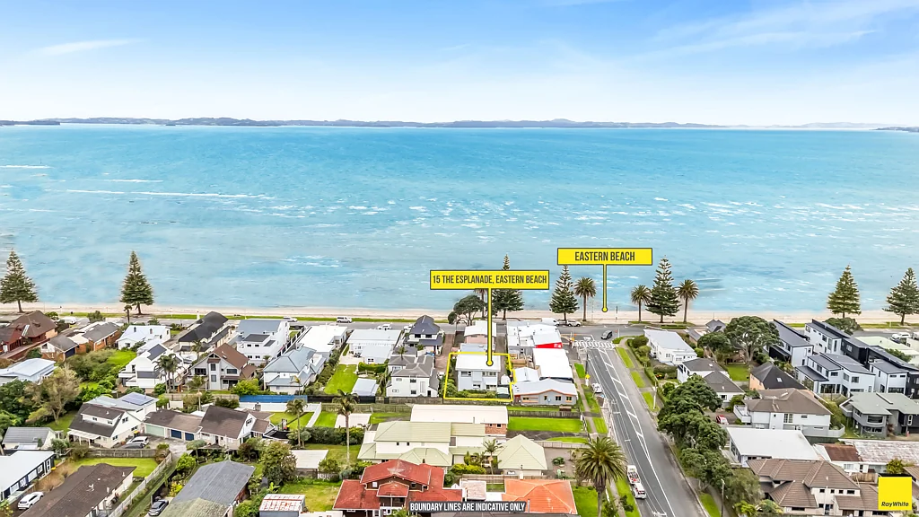 2/15 The Esplanade, Eastern Beach, Manukau City, Auckland
