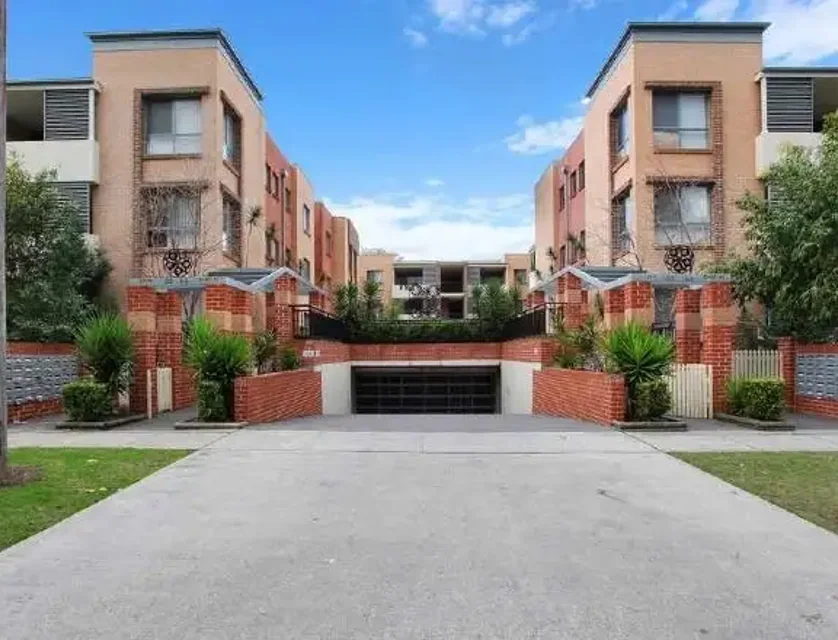 32/30 Railway Tce, Merrylands, NSW 2160, 2房, 2浴, Unit