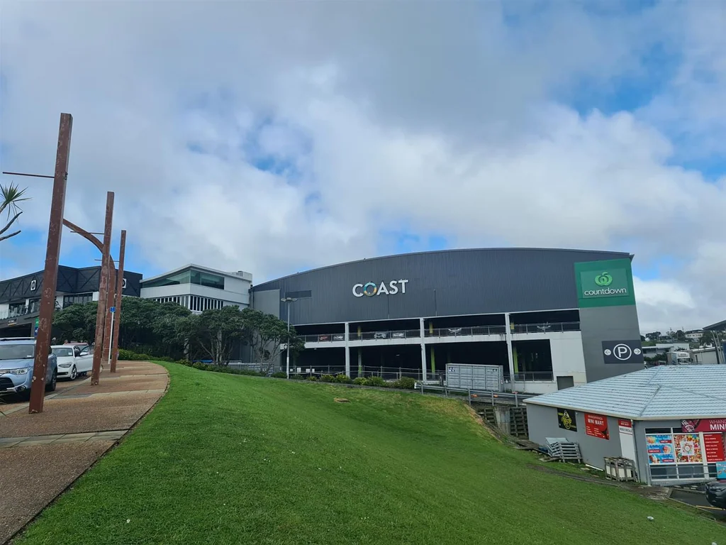 Stanmore Bay Retail Shop for Lease