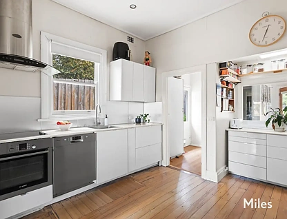 4 Scotts Parade, Ivanhoe, VIC 3079, 3房, 2浴, House