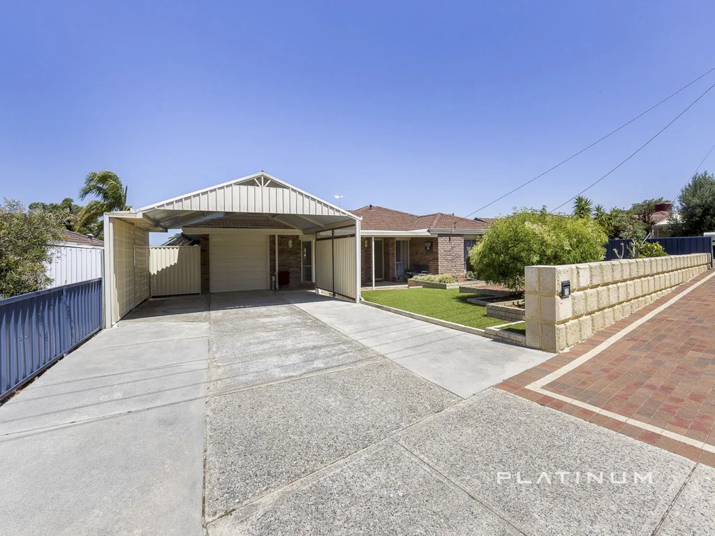 27 Deyoung Road, Craigie, WA 6025