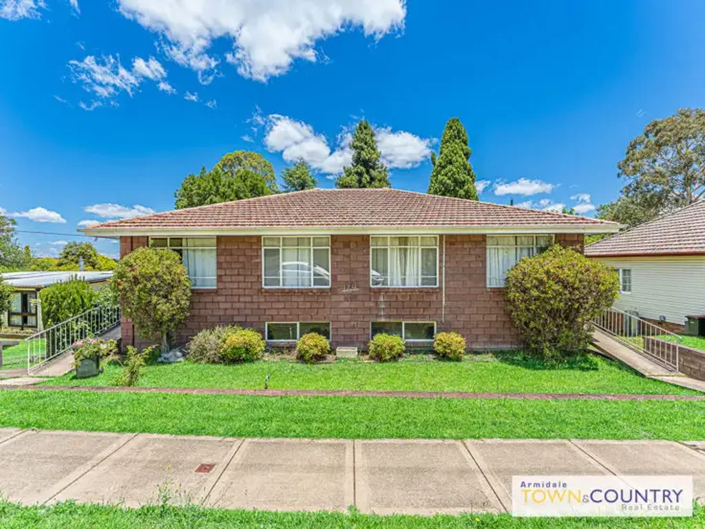2/164 Donnelly Street, Armidale, NSW 2350