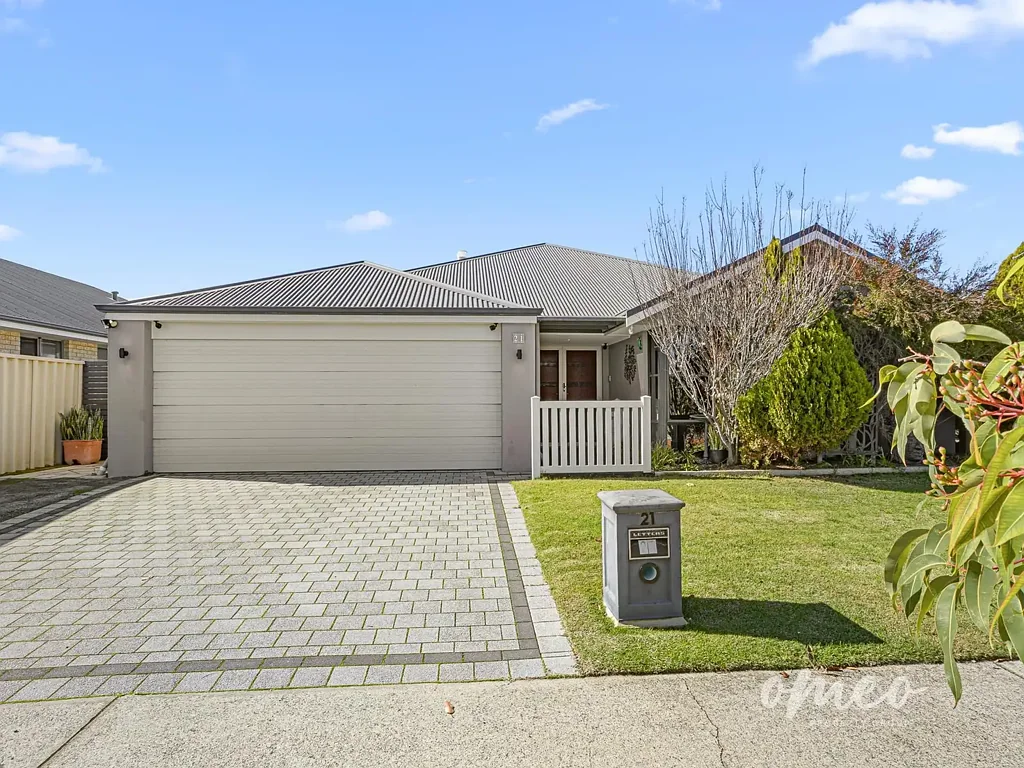 21 Crested Turn, Harrisdale, WA 6112