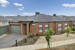 1/25 Cotton Field Way, Brookfield