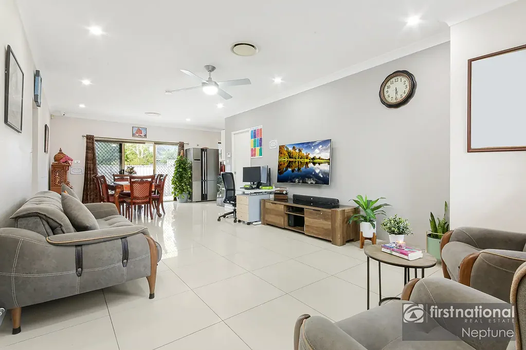 Girraween 2Kwarto Executive Family Living in Most Prestigious Girraween School Catchment!