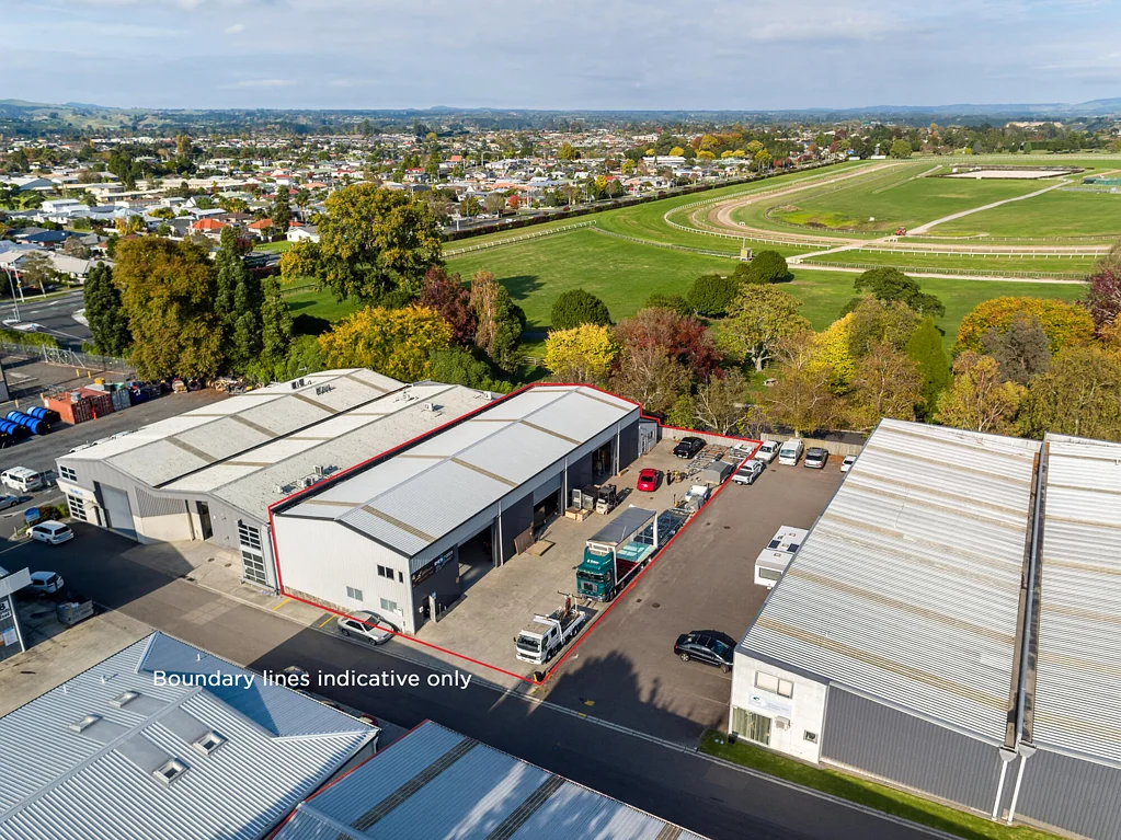 Gate Pa  Standalone Industrial with Exclusive Yard