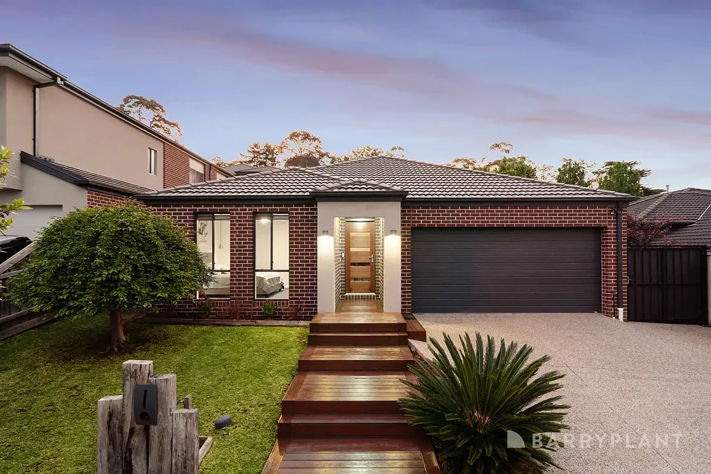 24 Haldane Close, Chirnside Park, VIC 3116