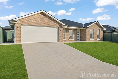 4 Twynam Avenue, Windradyne, NSW 2795, 4 slaapkamers, 2 badkamers, House
