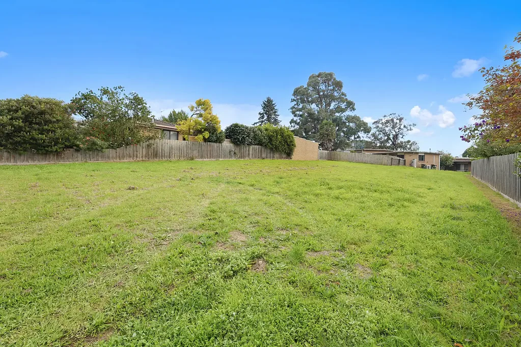 Drouin ELEVATED OUTLOOK, SUPERB INNER TOWN LOCATION