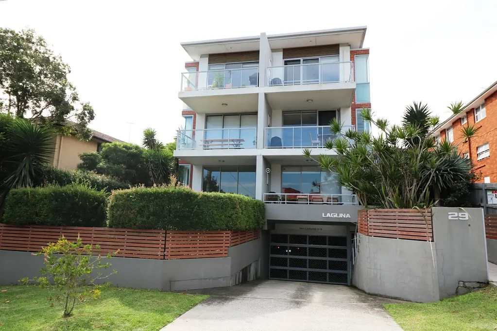 Luxury Queenscliff apartment in enviable location