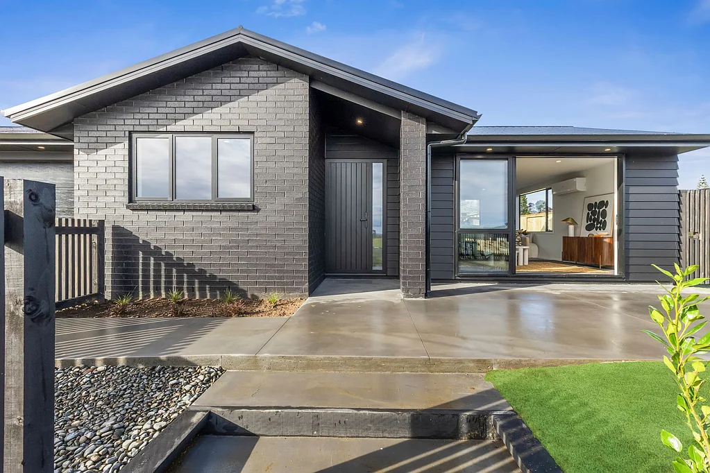 Te Awamutu 4બેડરૂમ Smart layout, stylish living