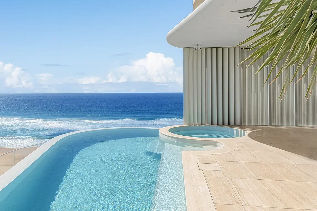 Broadbeach 3Zimmer Full-Floor "Beach House" Apartment - An Oasis of Calming, Coastal Luxury