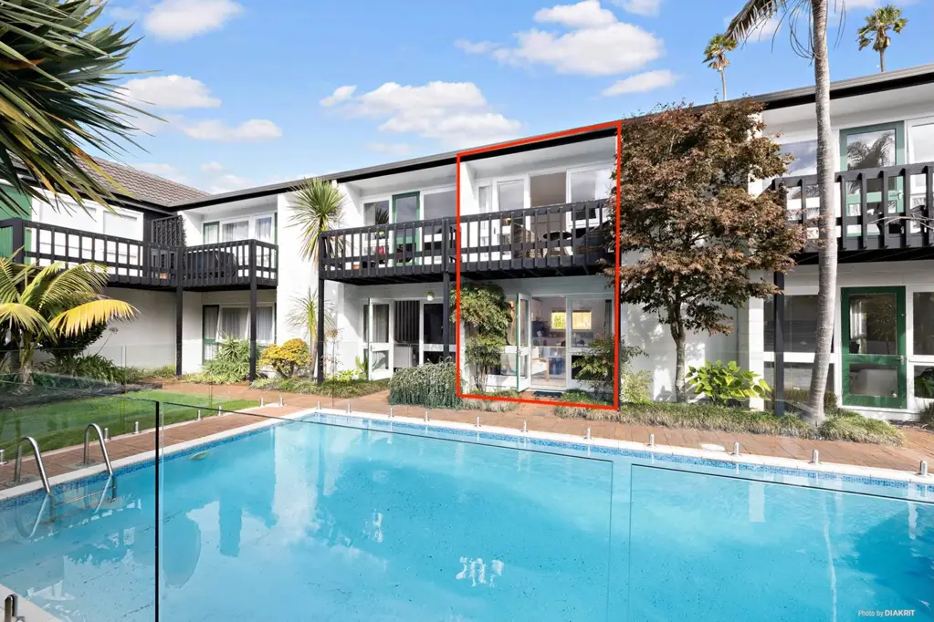 Epsom 1 Bedroom Affordable in DGZ – Spacious 1 Brm, 2 Level Home