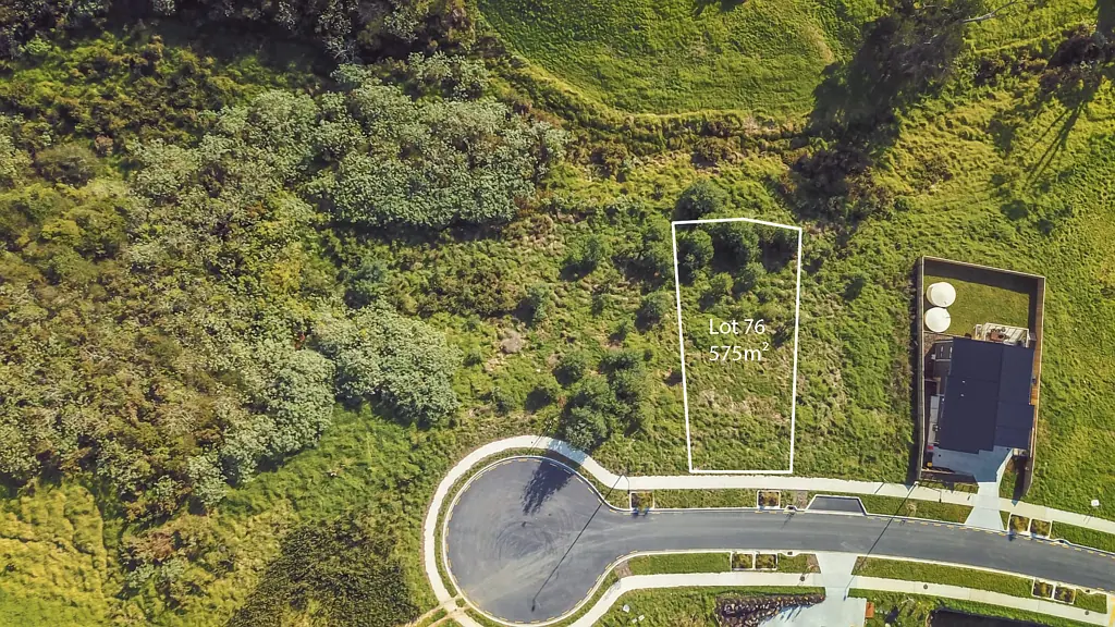 Helensville Spend Less, Live More "Parkview"