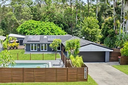15 Palm Grove Crescent, Tewantin