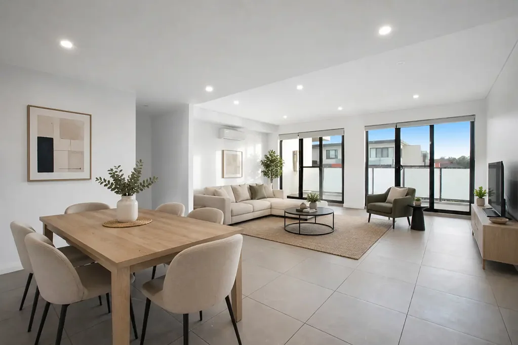 Belmore 3房 三卧带套间 超大起居区 现代厨房 安全楼宇 双车位地下 Large & private townhouse-style apartment with easy lifestyle position - Proudly located in the heart of Belmore - 192sqm