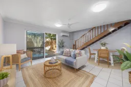 2/16 Marks Street, Hermit Park