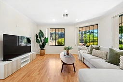 6 Lomandra Place, Flagstaff Hill