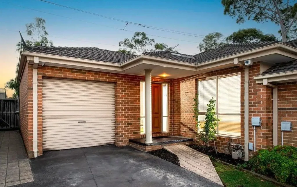 Donvale 2 Bedroom Contemporary Style Meets Spacious Light Filled Living