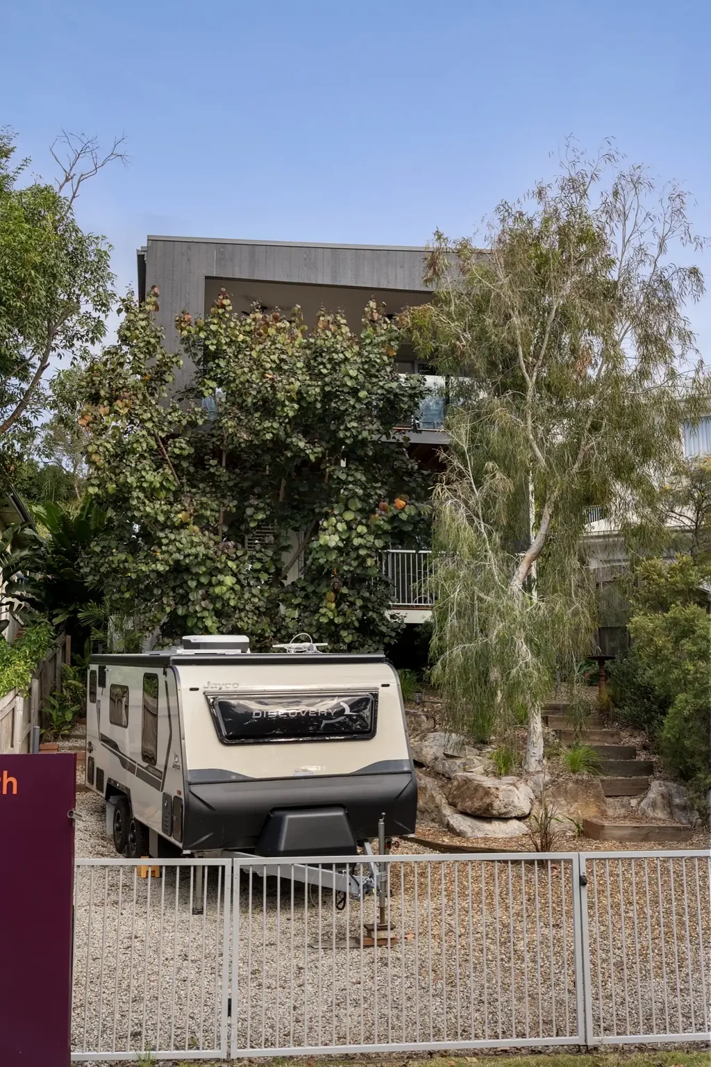 Balmoral 4બેડરૂમ Architectural Design with Elevated Family Appeal