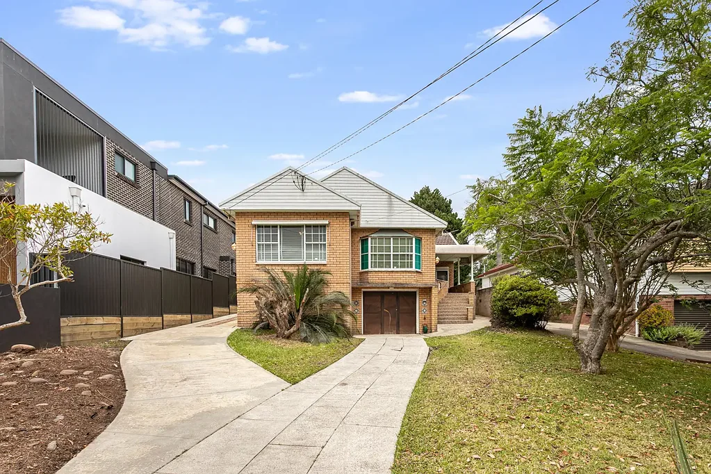12 Elwin Street, Peakhurst, NSW 2210