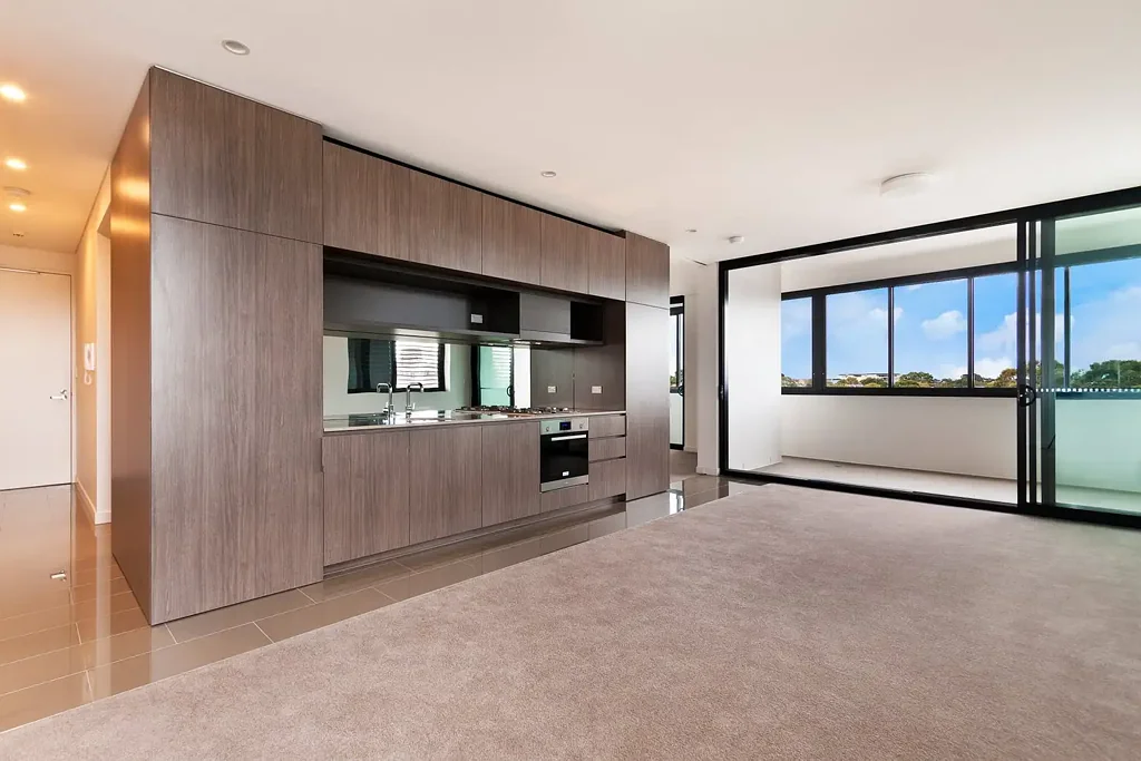 Chic Inner City Pad With Parking