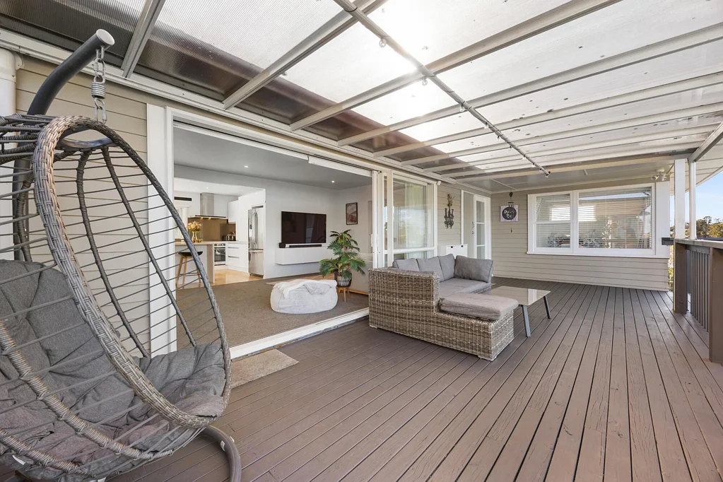 Pakuranga Heights 3Kwarto Indoor-Outdoor Living, Nailed.